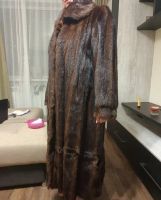 Лот: 12733590. Фото: 2. Шуба длинная. Женская одежда