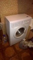 Лот: 5978044. Фото: 2. Стиральная машинка InDeSiT. Крупная бытовая техника