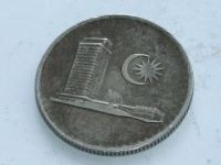 Лот: 8719083. Фото: 6. Монета 10 сен Малайзия 1982 архитектура