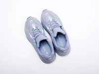 Лот: 17095682. Фото: 6. Кроссовки Adidas Yeezy Boost 700...