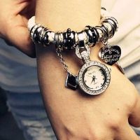 Лот: 5188666. Фото: 5. Легендарные женские часы-браслет...