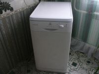 Лот: 10602992. Фото: 3. посудомоечная машина indesit idl... Бытовая техника