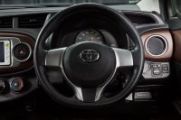 Лот: 24560883. Фото: 16. Toyota Vitz 2012