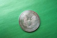 Лот: 16945352. Фото: 2. США 1 доллар 1997 г. Шагающая... Монеты