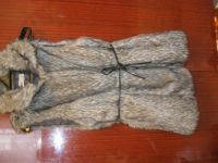 Лот: 4108233. Фото: 2. меховая жилетка. Женская одежда