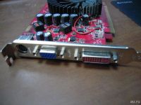 Лот: 9448506. Фото: 2. Отличная PCI-E видеокарта GeForce... Комплектующие