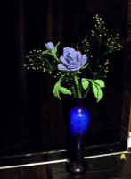 Лот: 6626647. Фото: 2. Голубая роза в вазе. Ручная работа