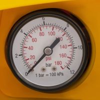 Лот: 20661324. Фото: 8. Компрессор воздушный Denzel PC1...