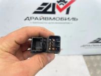 Лот: 25717990. Фото: 3. кнопка обогрева лобового стекла... Авто, мото, водный транспорт