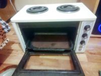 Лот: 6828214. Фото: 3. Печка двухконфорочная с духовкой. Бытовая техника