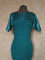 Лот: 1520985. Фото: 2. Красивое платье изумрудного цвета... Женская одежда