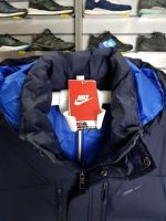 Лот: 10703647. Фото: 4. Пуховик Nike черный-синий арт... Красноярск