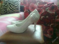 Лот: 2659239. Фото: 2. Белые туфли. Женская обувь
