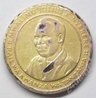 Лот: 1089603. Фото: 2. Танзания. 100 шиллинг 1994г. Толстая... Монеты