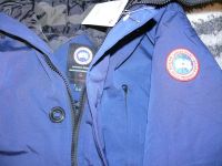 Лот: 6644370. Фото: 2. Пуховик Canada goose. Мужская одежда