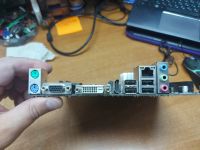 Лот: 25578874. Фото: 2. Материнская плата ASRock 760gm-hdv. Комплектующие