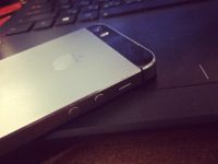 Лот: 4973481. Фото: 2. iPhone 5s 16Gb SpaceGray. Смартфоны, связь, навигация