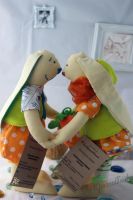 Лот: 3006057. Фото: 6. Пара желтых зайцев, кукла ручной...