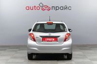 Лот: 23451469. Фото: 9. Toyota Vitz 2011