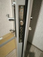 Лот: 21254680. Фото: 5. Дверь входная металлическая с...
