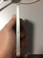 Лот: 10844757. Фото: 4. Iphone 5s 16GB silver (куплен...