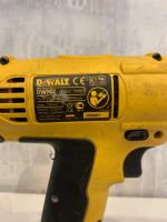 Лот: 19607347. Фото: 2. Шуруповерт DeWalt. Инструмент и расходные