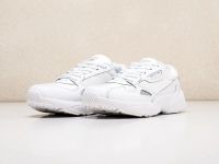 Лот: 17133260. Фото: 2. Кроссовки Adidas Falcon W (18613... Женская обувь