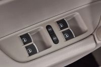 Лот: 22714555. Фото: 16. Volkswagen Touareg 2012
