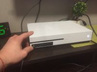 Лот: 15674817. Фото: 3. Xbox one s. Компьютеры, оргтехника, канцтовары