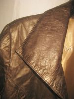 Лот: 19214132. Фото: 2. Фирменная кожаная куртка / пиджак... Женская одежда