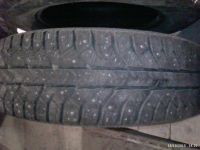 Лот: 6274377. Фото: 2. 3 шт. зимние шипованные шины Bridgestone... Шины, Диски