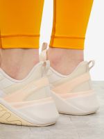 Лот: 25370512. Фото: 10. Кроссовки женские FILA Titan...
