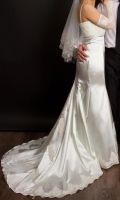 Лот: 3087511. Фото: 3. Свадебное платье 42-44 р-р. Одежда, обувь, галантерея