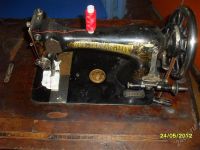 Лот: 1841647. Фото: 2. Швейная машина фабрики BIESOLT... Антиквариат