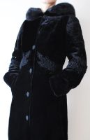 Лот: 5241660. Фото: 5. Шуба мутоновая с каракулевыми...