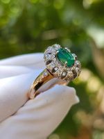 Лот: 25759006. Фото: 3. Золотое кольцо с изумрудом и бриллиантами. Красноярск