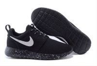 Лот: 7169044. Фото: 2. Кроссовки Nike Roshe Run чёрный. Женская обувь