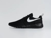 Лот: 6944592. Фото: 2. Кроссовки Nike Roshe Run. Мужская обувь
