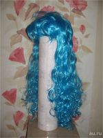 Лот: 9819110. Фото: 2. парик Голубой новый.волнистый. Праздничные костюмы, аксессуары