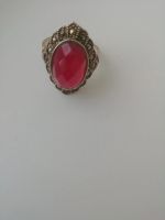 Лот: 19157753. Фото: 2. Серебряное кольцо с рубином и... Ювелирные изделия, бижутерия, часы