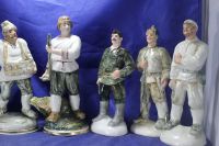 Лот: 25415452. Фото: 6. Коллекция фарфоровых статуэток...