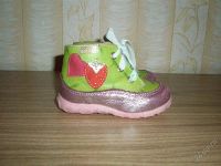 Лот: 1174094. Фото: 2. Ботинки детские для девочки. Обувь