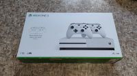 Лот: 19386932. Фото: 9. Xbox One S, 1TB + 2 геймпада...