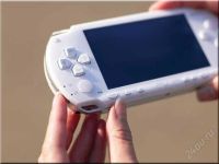 Лот: 2100613. Фото: 2. Psp-2008 CERAMIC WHITE. Игровые приставки, консоли, видеоигры