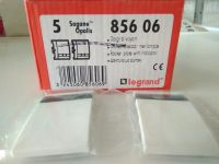 Лот: 9418361. Фото: 4. Рамки и клавиши выключателей Legrand. Красноярск