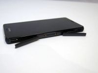 Лот: 6384212. Фото: 5. Sony Z3 compact. Черный, в стеклах...
