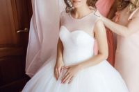Лот: 12702604. Фото: 5. Свадебное платье