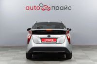 Лот: 21980334. Фото: 6. Toyota Prius 2018