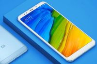Лот: 11045806. Фото: 3. Смартфон Xiaomi Redmi 5 Plus Голубой... Красноярск