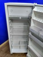 Лот: 12427352. Фото: 4. Холодильник (эконом) бирюса б-6... Красноярск